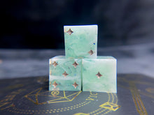 Load image into Gallery viewer, Seafoam - Three Star Pip d6s