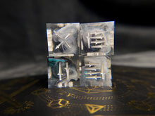 Load image into Gallery viewer, Guardian of the House of Libra - Four Dagger-Pip d6s