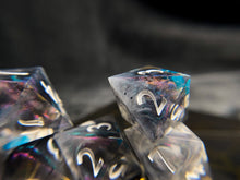 Load image into Gallery viewer, Guardian of the House of Libra - Smite d8 Set