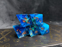 Load image into Gallery viewer, Champion of the Deep - Smite d8 Set