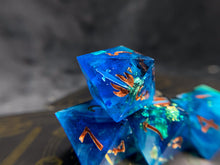 Load image into Gallery viewer, Champion of the Deep - Smite d8 Set