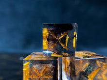 Load image into Gallery viewer, Metamagic - Three Dagger-Pip d6s