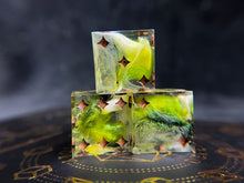 Load image into Gallery viewer, Poisoner's Kit - Three Star-Pip d6s