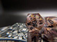 Load image into Gallery viewer, Kinviir - Set of 7 Dice