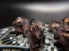Load image into Gallery viewer, Kinviir - Set of 7 Dice