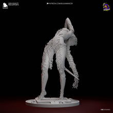 Load image into Gallery viewer, Orin the Red (Baldur's Gate 3) - Printed Miniature