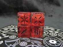 Load image into Gallery viewer, transmission:astrophage - Four Dagger-Pip d6s
