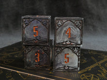 Load image into Gallery viewer, The Duchess - Gothic Frame d6 Set