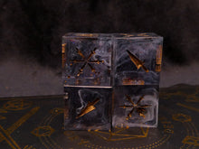 Load image into Gallery viewer, Rana - Four Dagger-Pip d6s