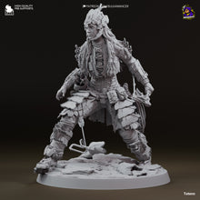 Load image into Gallery viewer, Aloy (Horizon Zero Dawn) - Printed Miniature