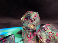 Load image into Gallery viewer, Malice - B Grade - Set of 8 Dice
