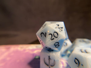 Whitefreeze - Set A - Set of 8 Dice