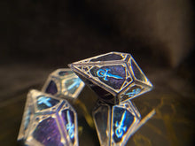 Load image into Gallery viewer, Broken Mirror - Set of 5 VtM Standard Dice
