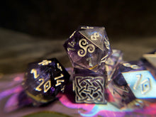 Load image into Gallery viewer, Nightsinger - Set A - Set of 8 Dice
