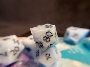 Whitefreeze - Set A - Set of 8 Dice