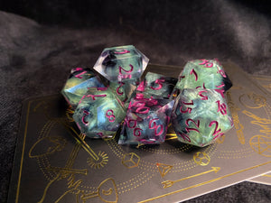 Malice - B Grade - Set of 8 Dice