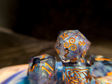 Load image into Gallery viewer, Calling Fortunetide - Set B - Set of 7 Dice
