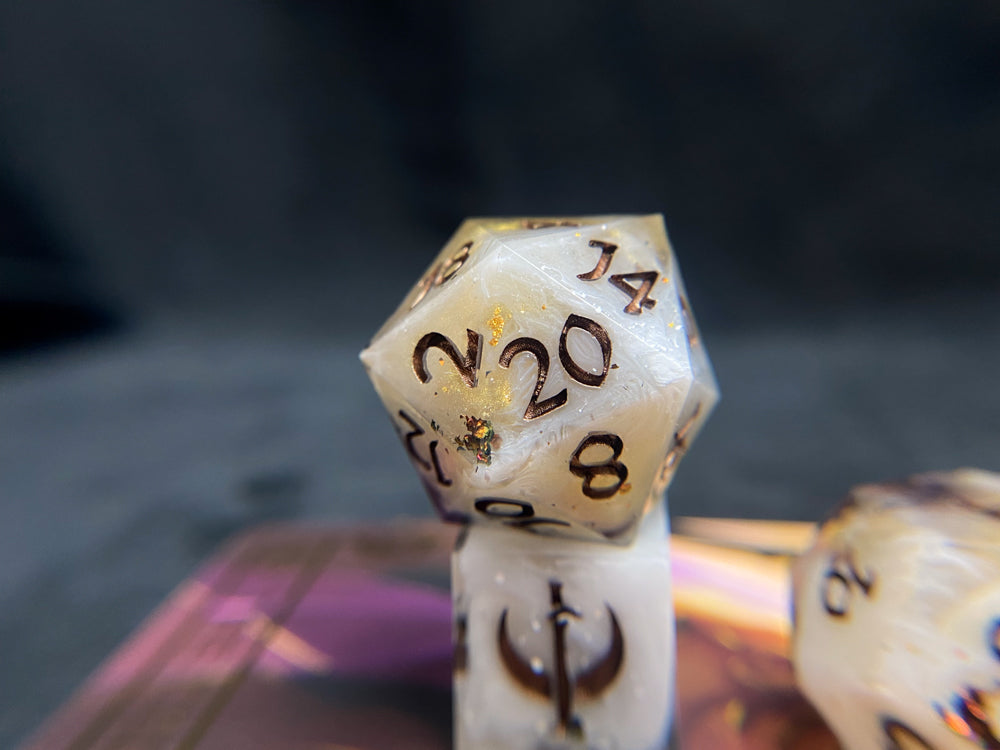 Golden Oath - Set A - Set of 7 Dice