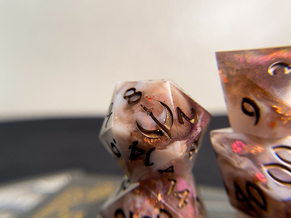 Heirlooms - Set of 8 Dice