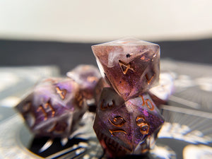 Visions in the Glass - Set B - Set of 8 Dice