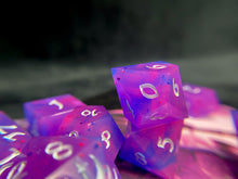 Load image into Gallery viewer, Nightlife - Set of 8 Dice
