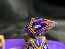 Load image into Gallery viewer, Genderless Monarch - Set of 7 Gothic Frame Dice
