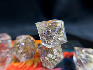 Whispers in the Dawngarden - Set of 8 Dice