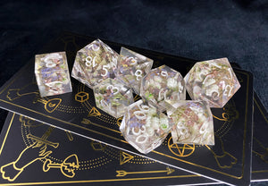 Whispers in the Dawngarden - Set of 8 Dice