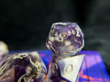 Load image into Gallery viewer, Wine and Women - Set of 8 Dice
