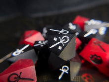 Load image into Gallery viewer, Intimidation - VtM - Set of 15 Dice
