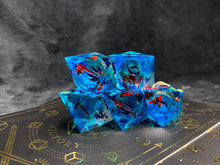 Load image into Gallery viewer, Hunter in the Waves - Smite d8 Set
