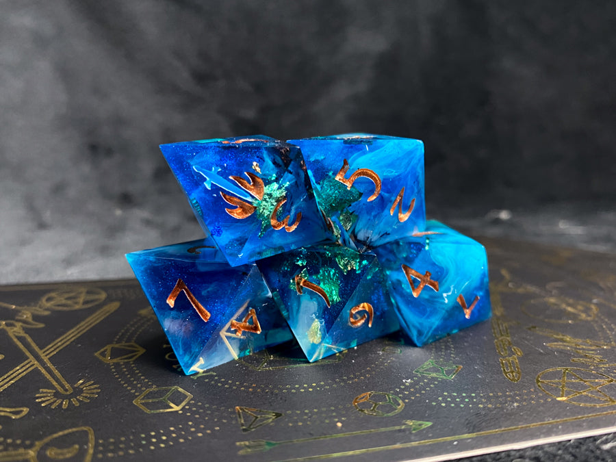 Champion of the Deep - Smite d8 Set