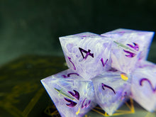 Load image into Gallery viewer, Amethyst - Smite d8 Set
