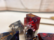 Load image into Gallery viewer, Obfuscate - VtM - Set of 13 Dice
