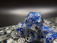 Load image into Gallery viewer, Rovelle - Set of 7 Dice
