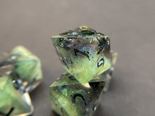Load image into Gallery viewer, Verdant Warden - Smite d8 Set
