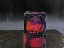Load image into Gallery viewer, Carmine - Gothic Frame d6 Set
