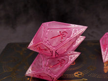 Load image into Gallery viewer, Suzume - Set of 5 VtM Standard Dice
