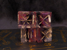 Load image into Gallery viewer, transmission:starshowers - Four Dagger-Pip d6s
