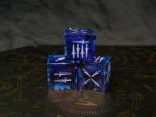 Load image into Gallery viewer, transmission:darker - Three Dagger-Pip d6s
