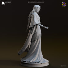 Load image into Gallery viewer, Fire Keeper (Dark Souls 3) - Printed Miniature
