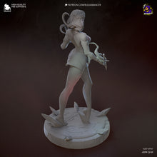 Load image into Gallery viewer, Melinoe (Hades 2) - Printed Miniature
